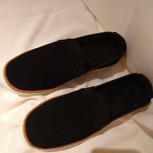 Black, Tan and White Sole